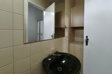 Casa para alugar com 370m², 4 quartos e 3 vagas Casa para alugar com 370m², 4 quartos e 3 vagasBanheiro Suíte