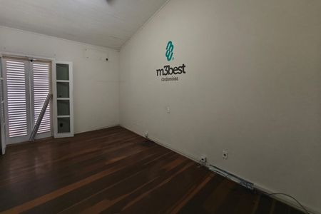 Casa para alugar com 370m², 4 quartos e 3 vagas Casa para alugar com 370m², 4 quartos e 3 vagasQuarto Suíte 3