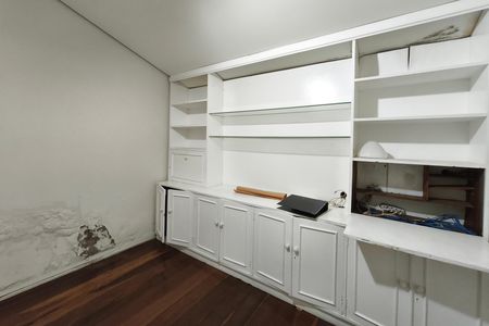 Casa para alugar com 370m², 4 quartos e 3 vagas Casa para alugar com 370m², 4 quartos e 3 vagasQuarto 4