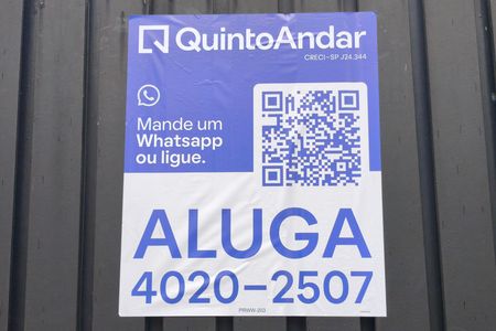 Casa para alugar com 370m², 4 quartos e 3 vagas Casa para alugar com 370m², 4 quartos e 3 vagasPLACA INSTALADA NA FACHADA