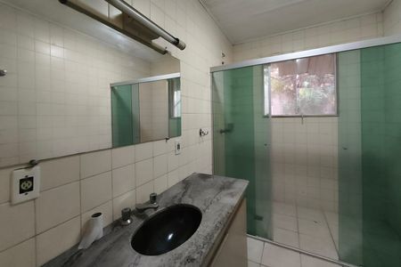 Casa para alugar com 370m², 4 quartos e 3 vagas Casa para alugar com 370m², 4 quartos e 3 vagasBanheiro Suíte 3