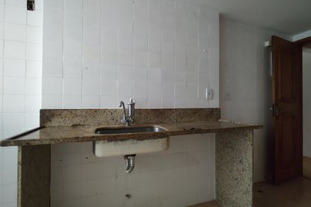 Apartamento para alugar com 107m², 3 quartos e 1 vaga Apartamento para alugar com 107m², 3 quartos e 1 vagaCozinha