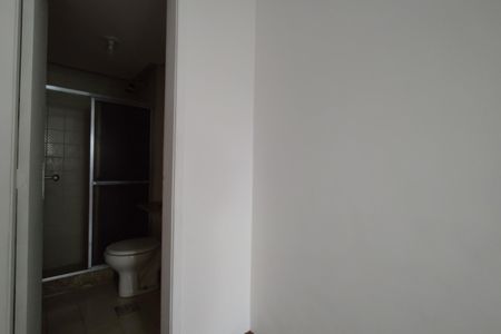 Apartamento para alugar com 107m², 3 quartos e 1 vaga Apartamento para alugar com 107m², 3 quartos e 1 vagaBanheiro da Suíte