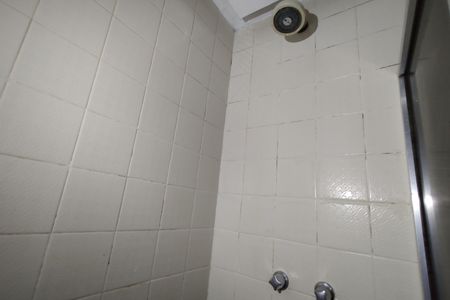 Apartamento para alugar com 107m², 3 quartos e 1 vaga Apartamento para alugar com 107m², 3 quartos e 1 vagaBanheiro da Suíte