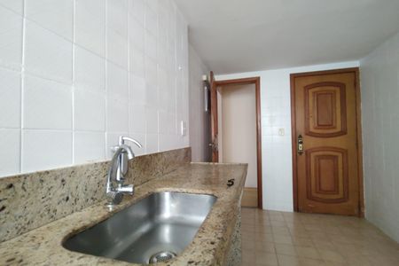 Apartamento para alugar com 107m², 3 quartos e 1 vaga Apartamento para alugar com 107m², 3 quartos e 1 vagaCozinha