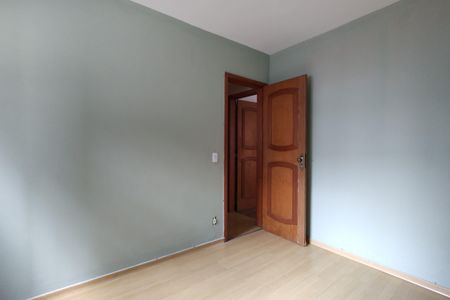 Apartamento para alugar com 107m², 3 quartos e 1 vaga Apartamento para alugar com 107m², 3 quartos e 1 vagaQuarto 3