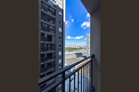 Apartamento para alugar com 39m², 2 quartos e sem vaga Apartamento para alugar com 39m², 2 quartos e sem vagaVaranda da Sala