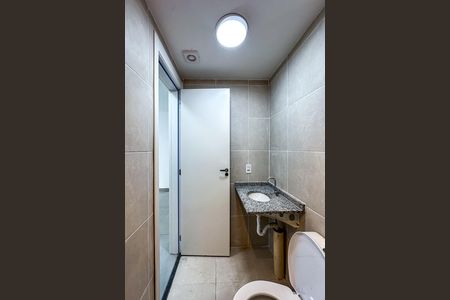 Apartamento para alugar com 39m², 2 quartos e sem vaga Apartamento para alugar com 39m², 2 quartos e sem vagaBanheiro
