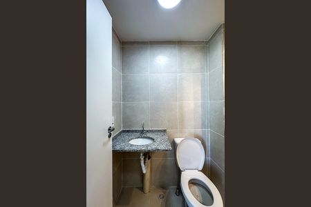 Apartamento para alugar com 39m², 2 quartos e sem vaga Apartamento para alugar com 39m², 2 quartos e sem vagaBanheiro
