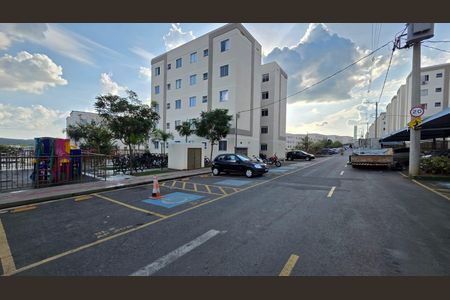 Apartamento à venda com 41m², 2 quartos e 1 vaga Apartamento à venda com 41m², 2 quartos e 1 vagaÁrea externa