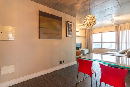 Sala de apartamento para alugar com 2 quartos, 70m² em Itaim Bibi, São Paulo