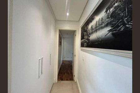 Casa de condomínio à venda com 158m², 3 quartos e 2 vagasCorredor