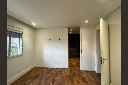 Casa de condomínio à venda com 158m², 3 quartos e 2 vagasQuarto