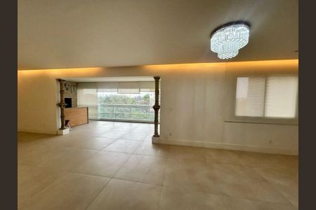 Casa de condomínio à venda com 158m², 3 quartos e 2 vagasSala