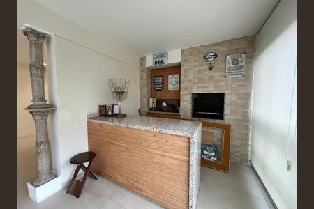 Casa de condomínio à venda com 158m², 3 quartos e 2 vagasVaranda