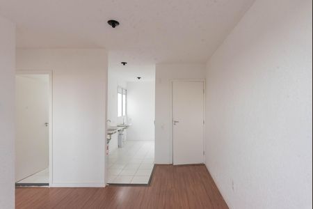 Sala de apartamento para alugar com 2 quartos, 39m² em Jardim do Lago Continuacao, Campinas
