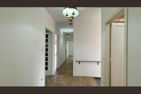 Casa para alugar com 289m², 3 quartos e 4 vagas Casa para alugar com 289m², 3 quartos e 4 vagasLiving