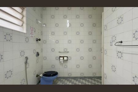 Casa para alugar com 289m², 3 quartos e 4 vagas Casa para alugar com 289m², 3 quartos e 4 vagasBanheiro da Suíte