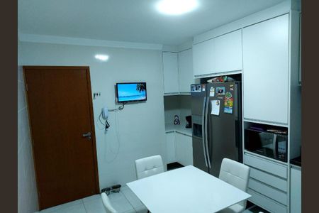 Casa à venda com 3 quartos, 113m² em Vila Mazzei, São Paulo
