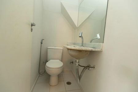 Casa de condomínio para alugar com 190m², 3 quartos e 2 vagasLAVABO