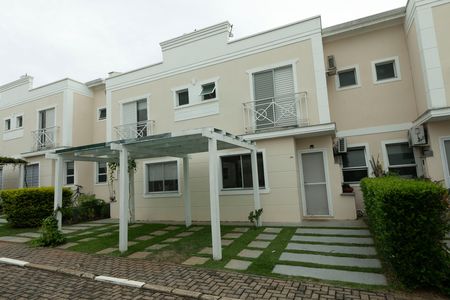 Casa de condomínio para alugar com 190m², 3 quartos e 2 vagasFRENTE DA CASA