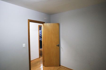 Apartamento para alugar com 170m², 4 quartos e 2 vagas Apartamento para alugar com 170m², 4 quartos e 2 vagasQuarto