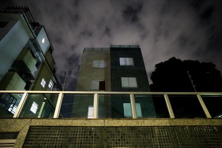 Apartamento para alugar com 170m², 4 quartos e 2 vagas Apartamento para alugar com 170m², 4 quartos e 2 vagasFachada