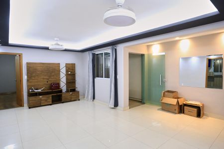 Sala de apartamento para alugar com 4 quartos, 170m² em Sagrada Família, Belo Horizonte