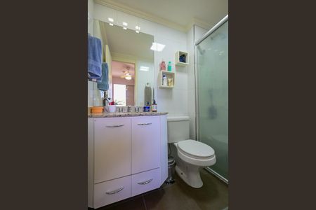 Apartamento à venda com 65m², 2 quartos e 1 vagaBanheiro Suíte 