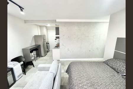 Studio à venda com 31m², 1 quarto e sem vaga Studio à venda com 31m², 1 quarto e sem vagaSala/Quarto/Cozinha