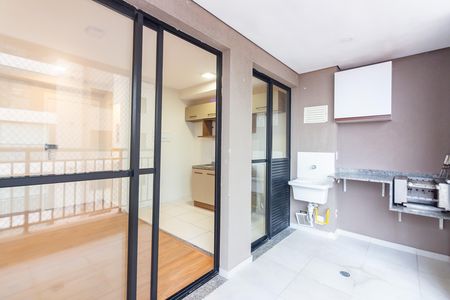 Apartamento à venda com 57m², 2 quartos e 1 vaga Apartamento à venda com 57m², 2 quartos e 1 vagaVaranda gourmet