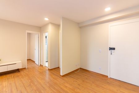 Apartamento à venda com 57m², 2 quartos e 1 vaga Apartamento à venda com 57m², 2 quartos e 1 vagaSala