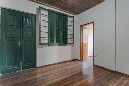 Sala de apartamento para alugar com 2 quartos, 60m² em São João, Porto Alegre