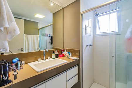 Apartamento à venda com 67m², 2 quartos e 1 vaga Apartamento à venda com 67m², 2 quartos e 1 vagaBanheiro da Suíte