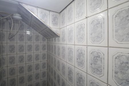 Banheiro de casa para alugar com 1 quarto, 60m² em Jardim Modelo, São Paulo