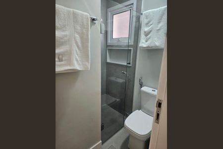 Apartamento para alugar com 49m², 2 quartos e 1 vaga Apartamento para alugar com 49m², 2 quartos e 1 vagaBanheiro 1