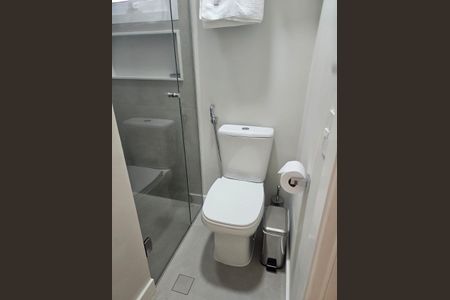 Apartamento para alugar com 49m², 2 quartos e 1 vaga Apartamento para alugar com 49m², 2 quartos e 1 vagaBanheiro