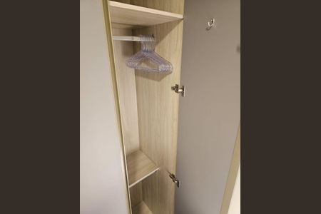 Apartamento para alugar com 49m², 2 quartos e 1 vaga Apartamento para alugar com 49m², 2 quartos e 1 vagaBanheiro