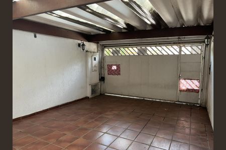 Área externa de casa para alugar com 3 quartos, 138m² em Vila Cordeiro, São Paulo