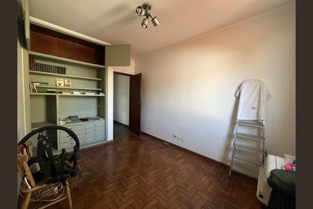 Quarto de casa à venda com 3 quartos, 138m² em Vila Cordeiro, São Paulo