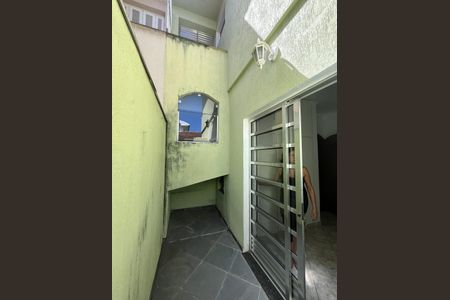 Área externa de casa para alugar com 3 quartos, 138m² em Vila Cordeiro, São Paulo