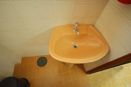 Apartamento à venda com 77m², 2 quartos e sem vagaBanheiro serviço 
