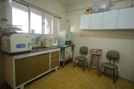 Apartamento à venda com 77m², 2 quartos e sem vagaCozinha 