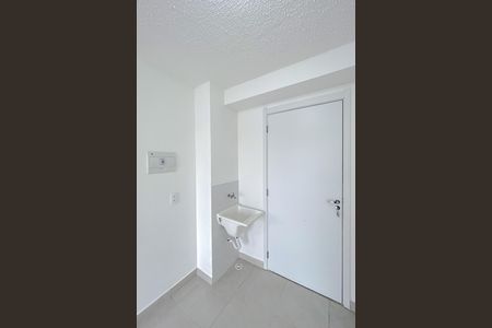 Apartamento para alugar com 28m², 1 quarto e sem vaga Apartamento para alugar com 28m², 1 quarto e sem vagaCozinha e Área de Serviço