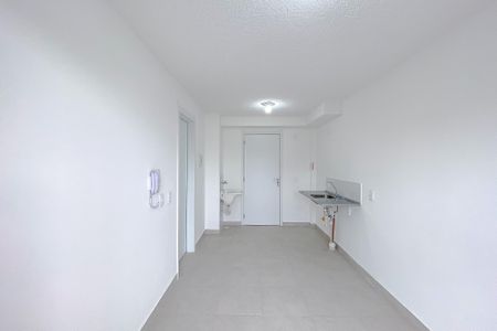 Apartamento para alugar com 28m², 1 quarto e sem vaga Apartamento para alugar com 28m², 1 quarto e sem vagaSala