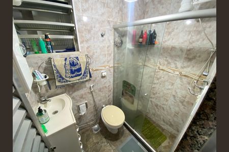 Apartamento à venda com 71m², 2 quartos e sem vaga