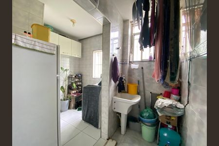 Apartamento à venda com 71m², 2 quartos e sem vaga