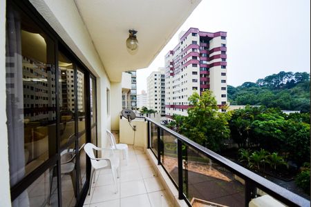 Apartamento à venda com 168m², 4 quartos e 2 vagasVaranda da Sala