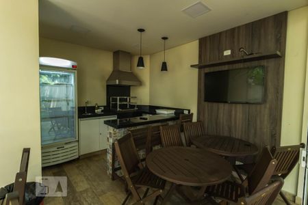 Apartamento à venda com 168m², 4 quartos e 2 vagas Apartamento à venda com 168m², 4 quartos e 2 vagasÁrea comum - Churrasqueira