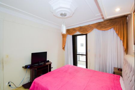 Apartamento à venda com 168m², 4 quartos e 2 vagasQuarto 3 - Suíte